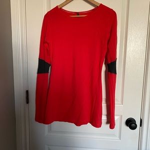 Lululemon long sleeve light shirt 6